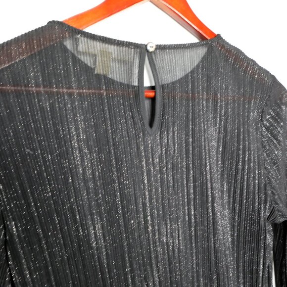 Michael Kors Black Sheer Bell Sleeve Blouse Pleated Top Metallic Thread Elastic - Picture 12 of 13